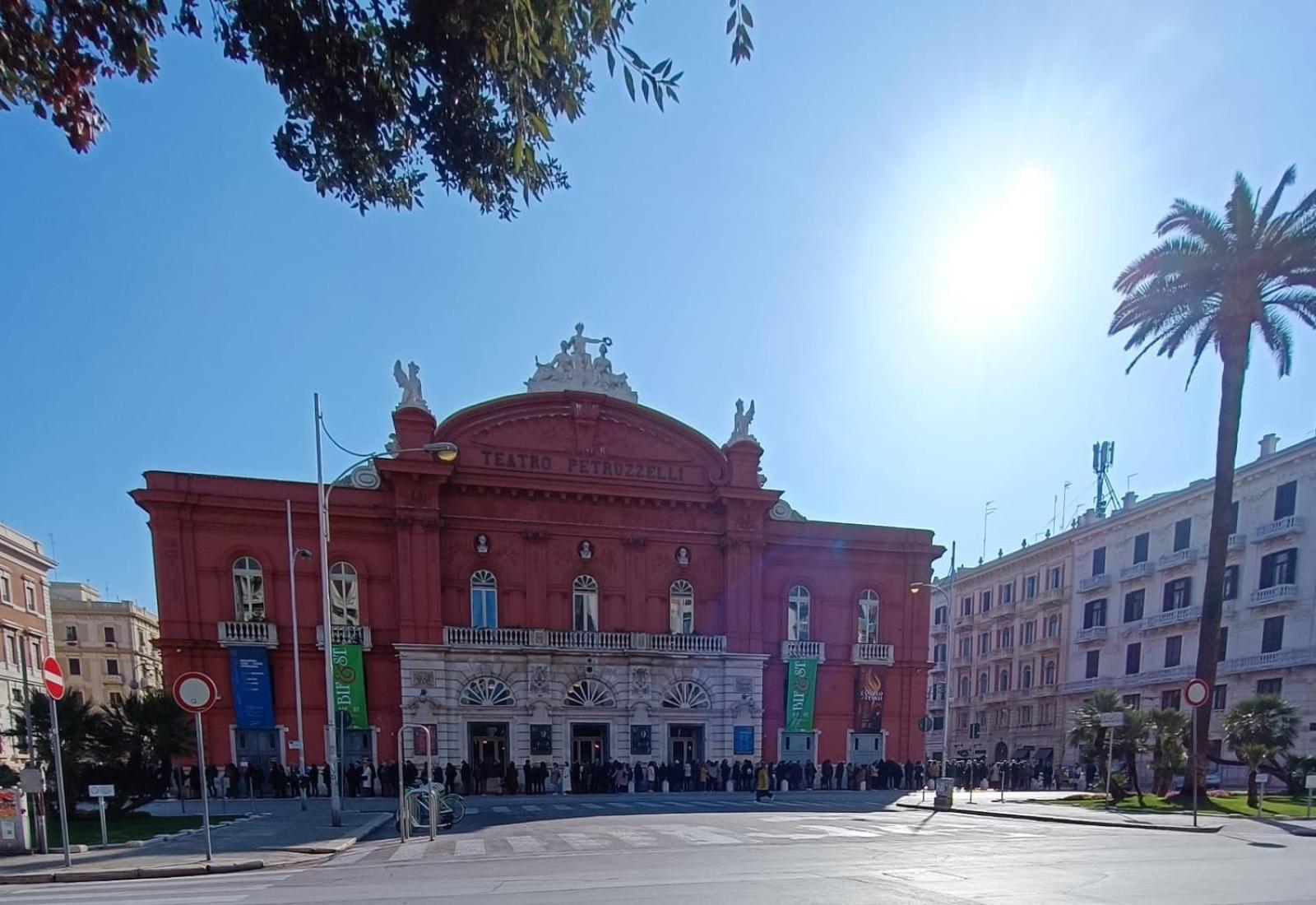 Villa L'Antica Dimora In Centro Bari Esterno foto